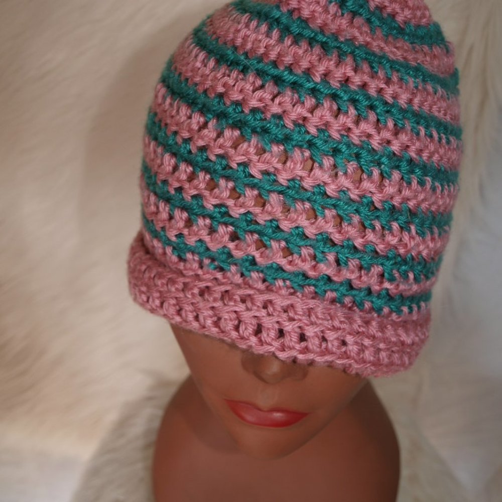 STOCKING CAP HOMEMADE GENTLY USED Pink&Green